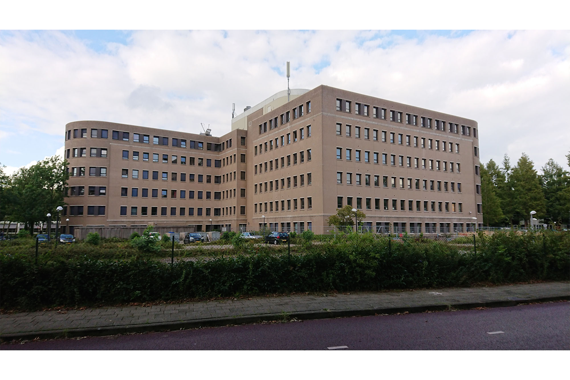 Herbestemming renovatie schuitema kantoor lichtpen amersfoort